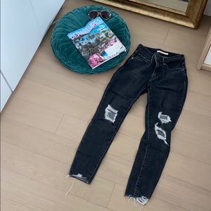 Levi’s 721 High Rise Skinny Size 24